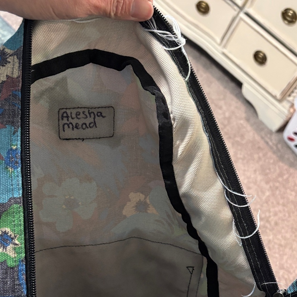 Vans Men's Blue Floral Backpack - Picture 3 of 7